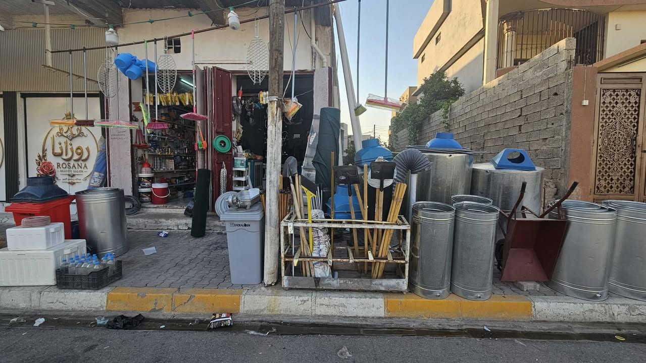 🏗️ كلشي تحتاجه لبيتك.. بمكان واحد! 🏗️
أهلنا الطيبين في طوز وأطرافها، إذا جنت تبني بيت العمر، جاي ترمم وتجدد، أو محتاج أي قطعة لصلابة بيتك وأمانه.. ريّح بالك ووفر وقتك وفلوسك! نتشرف بزيارتكم لمحلنا المتكامل لتوفير كافة المواد الإنشائية والصحية  بأعلى جودة وأنسب الأسعار:

​🔹 المواد الصحية والسباكة: (خلاطات مياه حديثة، مغاسل وديكورات حمام، أدوات صحية متكاملة.
🔹 العدد والادوات اليدوية: (مفكات، مطارق، أجهزة قطع، وكل ما يحتاجه الحرفي والمنزل).
🔹 مستلزمات عامة وخزانات: (تانكيات ماء، عربات دفع، أدوات تنظيف زراعية وإنشائية).
🔹 دهانات ومواد طلاء: متوفرة بألوان وأنواع مختلفة.
​⏱️ أوقات العمل:
​نحن بخدمتكم دائماً (مفتوح على مدار الساعة / دائماً) لتلبية طلباتكم في أي وقت.

​🚚 خدمة التوصيل:
​تتوفر لدينا خدمة توصيل مجاني داخل مركز طوز وكافة أطراف طوز! اطلب وتوصلك بضاعتك لحد باب بيتك.

​📍 الموقع والعنوان:
​قضاء الطوز _ قرب مستشفى طوز الكبير _ مقابل مديرية تربية طوز.
​📞 للتواصل والاستفسار:
​يرجى الاتصال على الرقم التالي: ***********
