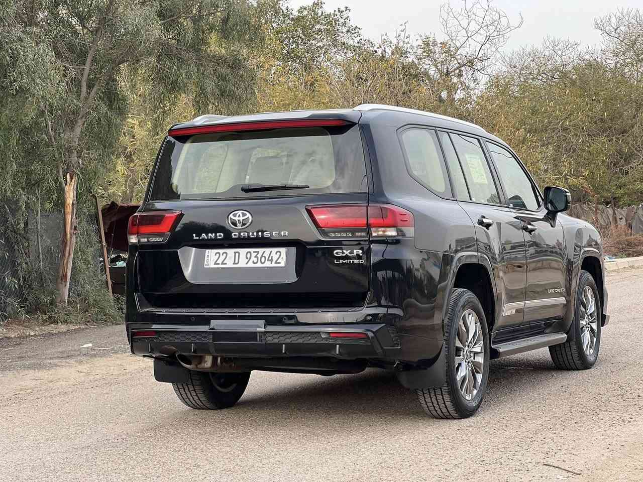 سلام عليكم
لاندكروز 2024 GXR بريم
لمتدد كفالة عامه مغلفه PPF  بالكامل 
ماشية 26 الف رقم اربيل باسمي تحويل او وكالة 
محرك V6 تنفس طبيعي 4000
عنواني بغداد القادسية 
سعر 695
هاتف ‭0777 485 9880‬
