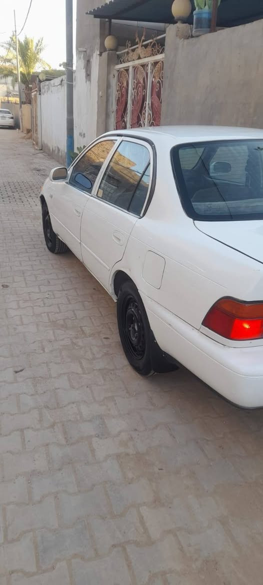 كورلا 91 رقم انكليزي بأسمي مكفوله من الضربه والاصوليات محرك وكير مكفولات حداديه جديده تخم تاير جديد ما عايزة كلشي سياره خير من الله  بس التبريد ميشتغل 
السعر 48 وبيها مجال 
للأتصال ***********
