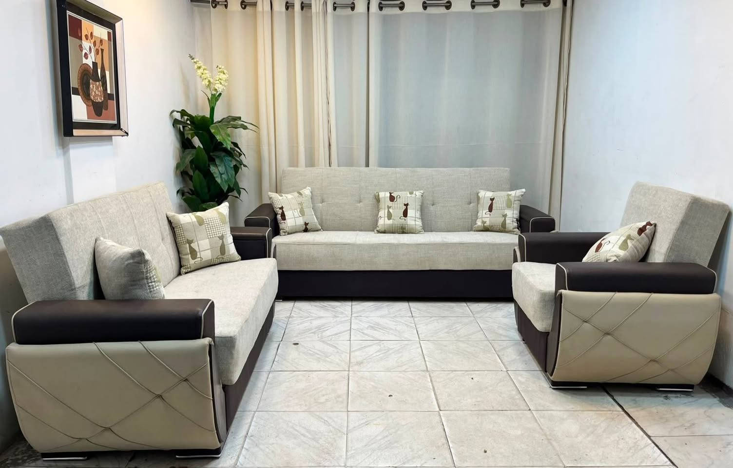 ✔️ طقم كنب Sofa Bed.... 👌 صوفيا بيد تركي 🇹🇷....
. يتكون من 6 مقاعد 💯
💫 نظام تخزين وسرير 🛌
✔️ ثلاثيه وثنائية ومفرده.
👌 استخدام بسيط جدا.
. بحال الوكاله للبيع المستعجل
بسعرررر ر حرررق 🔥🔥🔥
. فقط  ٢٩٠   د شامل توصيل داخل عمان والزرقاء مجانا


**إذا كنت صاحب هذا الإعلان وتريد حذفه لأي سبب، رجاءا أرسل رسالة إلى الدعم الفني**