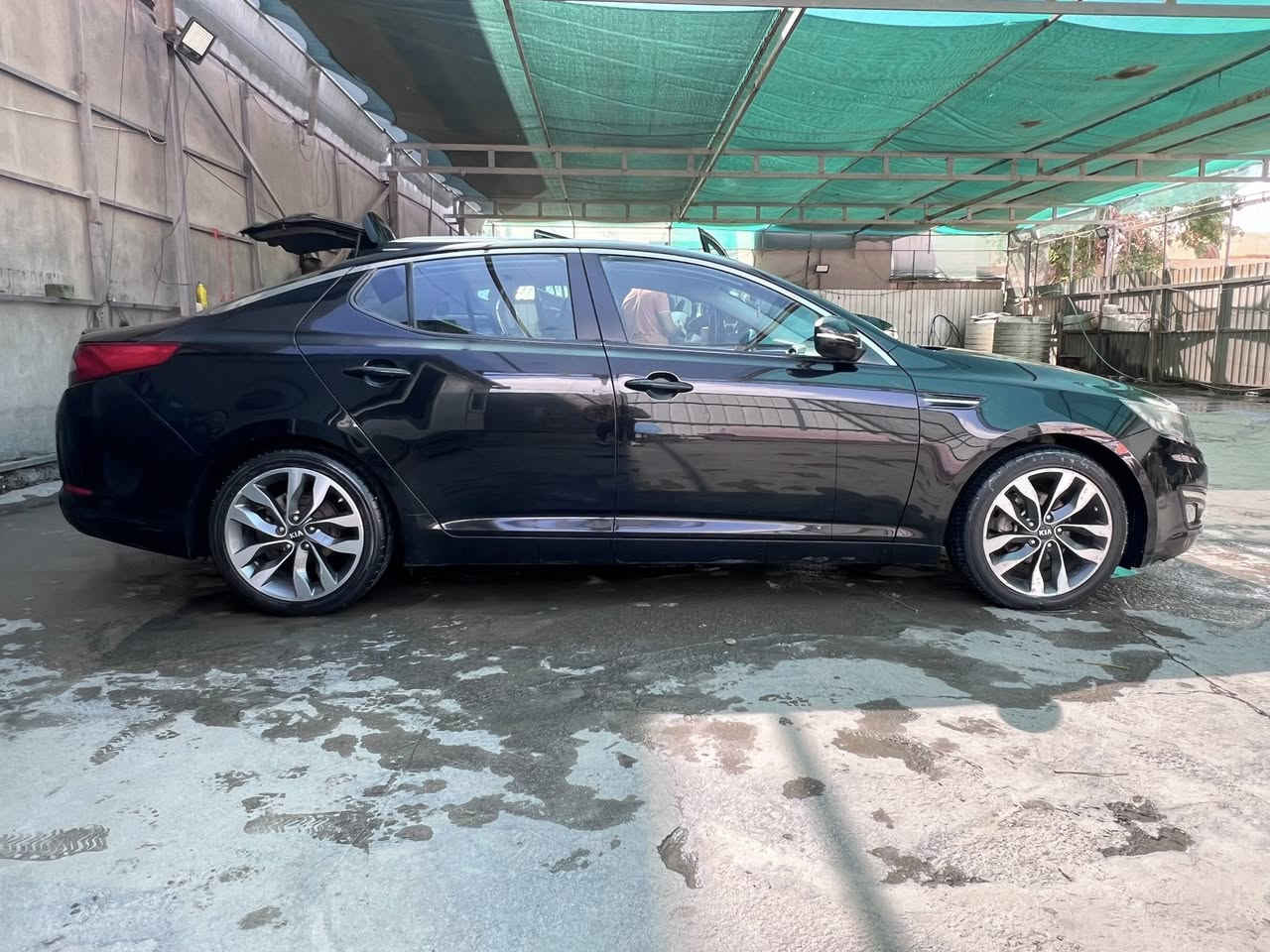 كيا اوبتيما 2012 وارد كوري
محرك 2000 دوش 
اشاير بالمري ومري شفط وتحكمات ستيرن مواصافاة عادية 
رقم سليمانيه سنويتها 2030 الهزة ما منتهيه بعدها 
بيها صبغ فقط نص قبق الجنطة مال رقم وبيها جراد قمارة وبنيد بسيط 
حداديه جديده وسيارة مناقصها شي كامله فقط تبريد 
السعر 95 
للاستفسار المراسله ع الخاص او الاتصال على الرقم ***********
