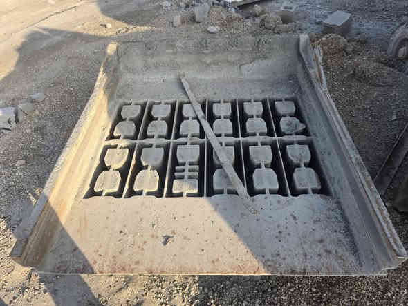 سلام عليكم  قالب للبيع او مراوس ام3 فتحات 
مكان نجف  
رقم موبايل  ***********
