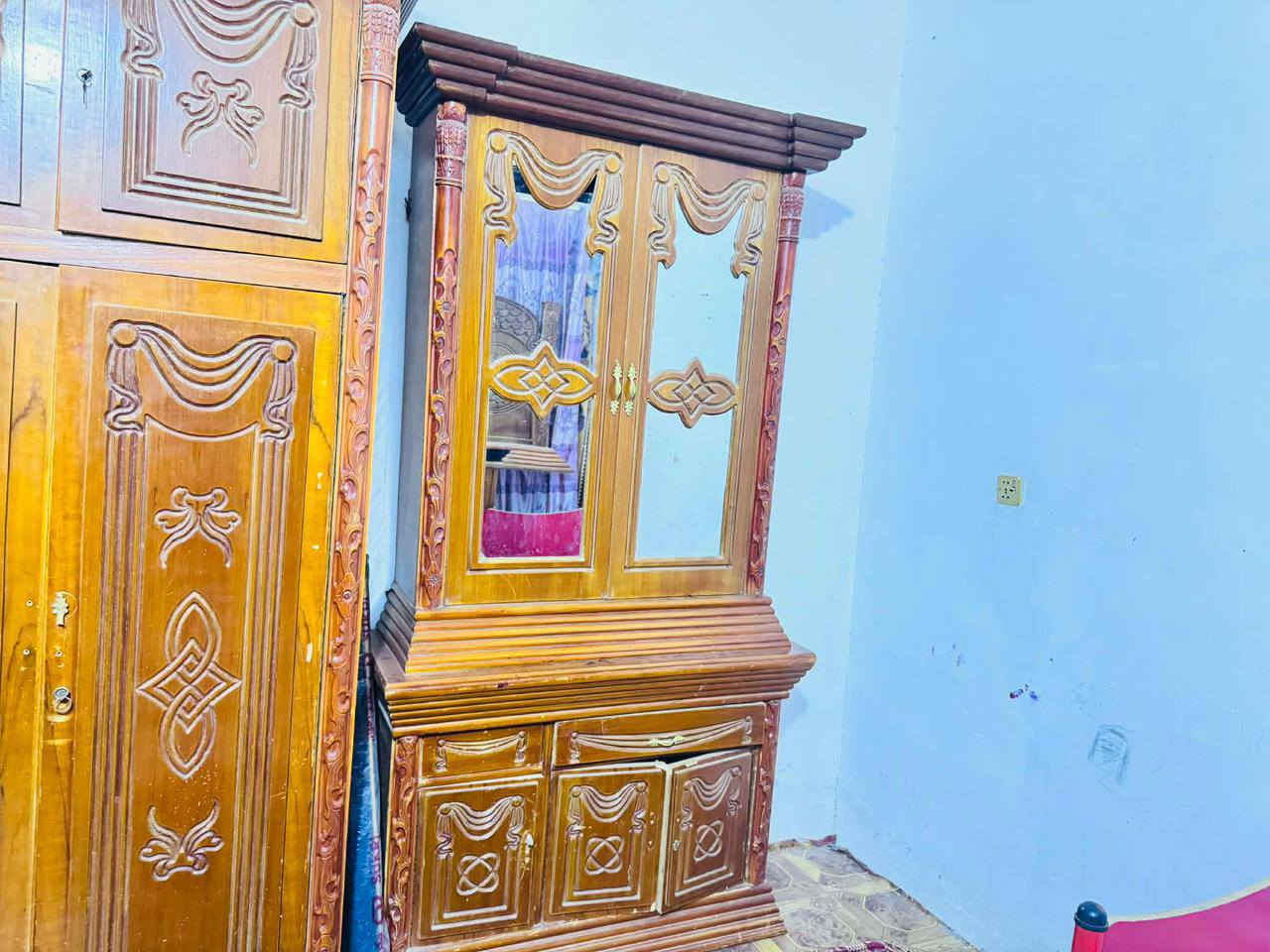 السلام عليكم غرفه كامله للبيع 
للاستفسار 
***********
