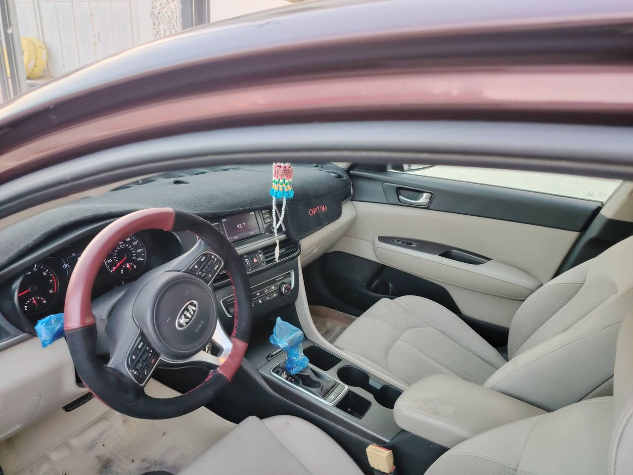 السلام عليكم ابتيمه 16شكل 17
سياره حلوه وجاهزه مكينه كير تبريد
ماشيه 90 ضربتهه جاملغ خلفي خفيف شوفت عينك
شاشه كامره دوار حساس رقم نكليزي بغداد بسمي
سنويتهه 28 مكينه معليلهه كازكت شرط جديده
جاهزه وحلوه مال جناي سعر 128بيها مجال لطيبين 
رقم ***********
