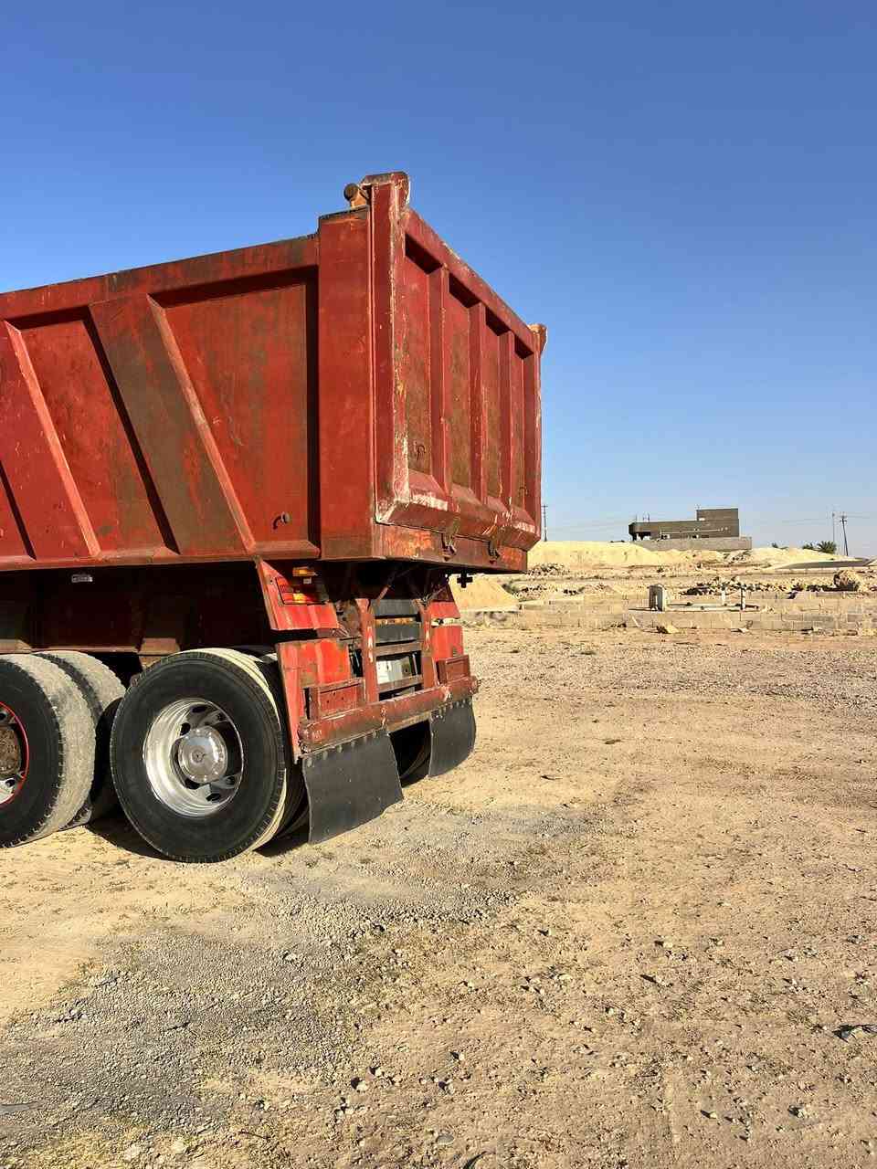 السلام عليكم 
من رخصت الادمن 
عربانه للبيع ٢٣ متر تخم تاير العنوان الأنبار القائم *********** وترهم بدون تاير ويل
