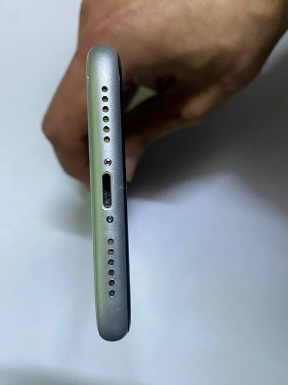 ايفون XR اكس ار مقفول ما مبدل بيه شي لكن بيه بقعتين على طرفي الاعلى من الشاشة سعر 120 وبي مجال


**إذا كنت صاحب هذا الإعلان وتريد حذفه لأي سبب، رجاءا أرسل رسالة إلى الدعم الفني**