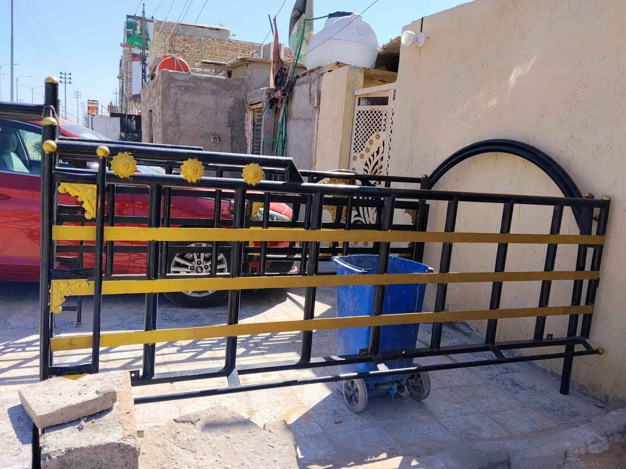 سلام عليكم محجر كيا حمل للبيع السعر 400 الف 
المكان نجف للاستفسار***********/***********
