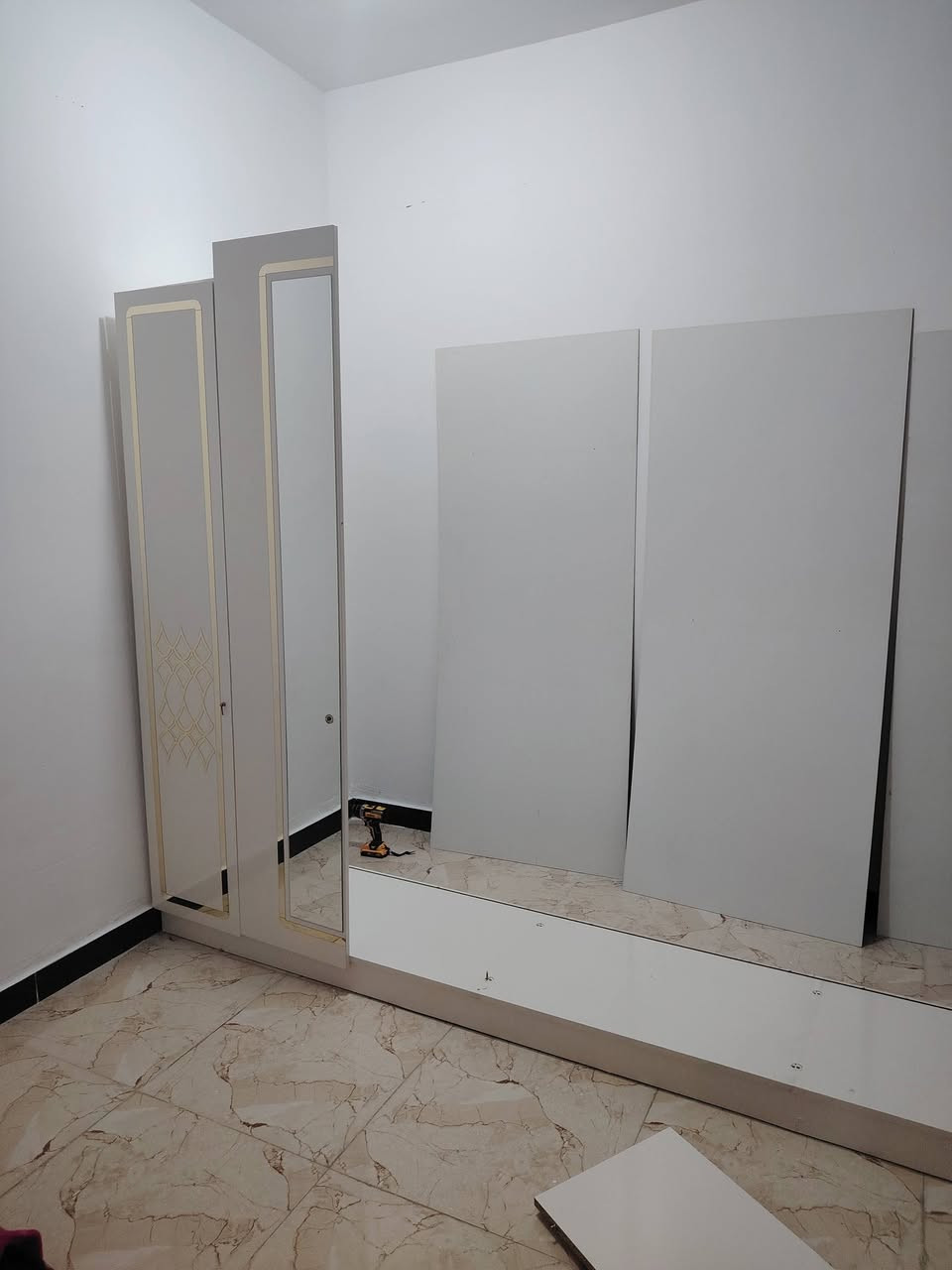 فتح وشد وصيانه 
💯فني تركيب أثاث
✅️غرف نوم 
✅️طاولات اكل
✅️مكاتب 
✅ صيانة الغرف التركي وجميع أنواع الأثاث 
✅واي أشغال تجميع الأثاث الخشبي جديد و مستعمل 
🔥والاسعار في متناول الجميع

للاتصال
***********
***********
او المراسلة على الخاص
شغل اليوم
