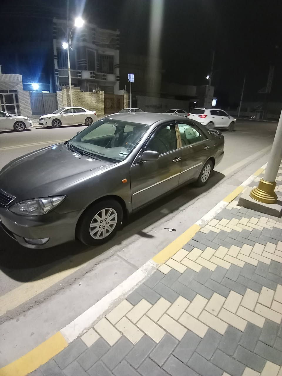 السلام عليكم كامري موديل 2004 وارد أمريكي ضرره تبديل جاملغ وبنيد طخه بسيطه برأس شاصي مصبوغ عام إثر جراد قماره وتكم والغود كفاله محرك 2400 اربعه سلندر كير جيد جدا صدر جيد جدا فرفته كلش جديد داخل صاج كشن كهربا ء تخم تاير رقم بابل انكليزي وهزه جديد سنويه جديد مسروه وطني باي محافظه تتحول وشرط التحويل يعني اكاتبك عقد مروري سياره جاهزه محرك بي خيط بخار لا صوت ولا تنقيص كلش ناعم كل تفاصيل ذاكره بل منشور أقره زين شراي اتصل واسف عن الاطاله المكان الفلوجه والسعر ٧٨  وبيه مجال الاتصال ع) الرقم ***********  والكورك***********
