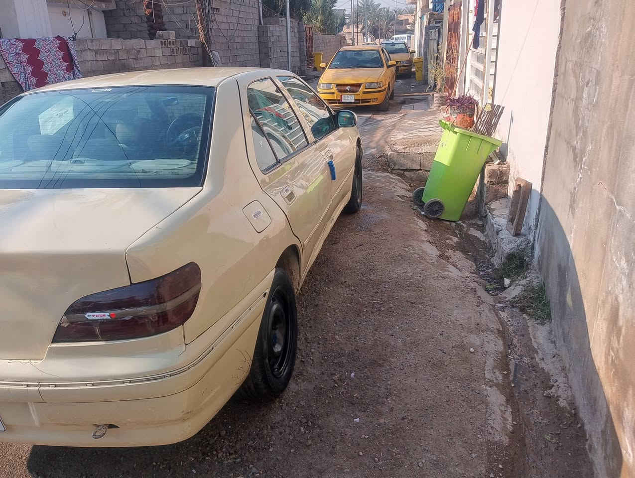 سلام عليكم سياره للبيع بيجو موديل 2001 كير مكينة خير من الله سنويا 2027 تخم تاير جديد تبريد بس غاز السعر 25 سياره بيه قاصر سياره مده سنه تحويل سياره مباشرة العنوان ديالى بعقوبه تقاطع الساده  ***********  ***********
