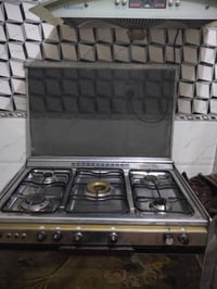 طباخ كريازي • نضيف • يد الباب مكسورة