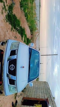 نيسان نيفارا • ٢٠١٠ • باسمي