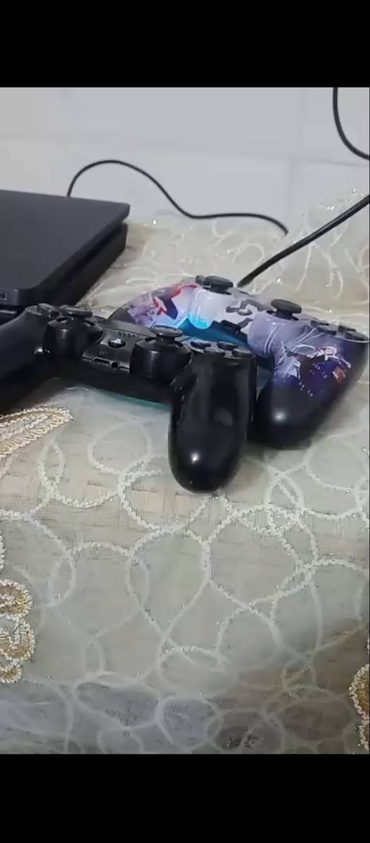 ابلي فور لوك استيكر ذاكره 500 اخو الجديد تاخذه عل فحص للمراوسه با ايفون ملخقات كامله


**إذا كنت صاحب هذا الإعلان وتريد حذفه لأي سبب، رجاءا أرسل رسالة إلى الدعم الفني**