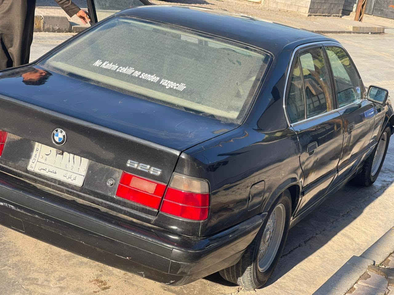 سلام عليكم اخوان بي، ام ٥٢٥ اصل فصل موديل ١٩٩١ وراد ياباني رقم كركوك لحد ال ٢٨ المكان كركوك السايره جاهزه السعر ٥٠ وبي مجال المكان كركوك  *********** ***********
