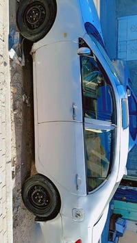 بي واي دي 12 • مكينة ميتسوبيشي • رقم انكليزي