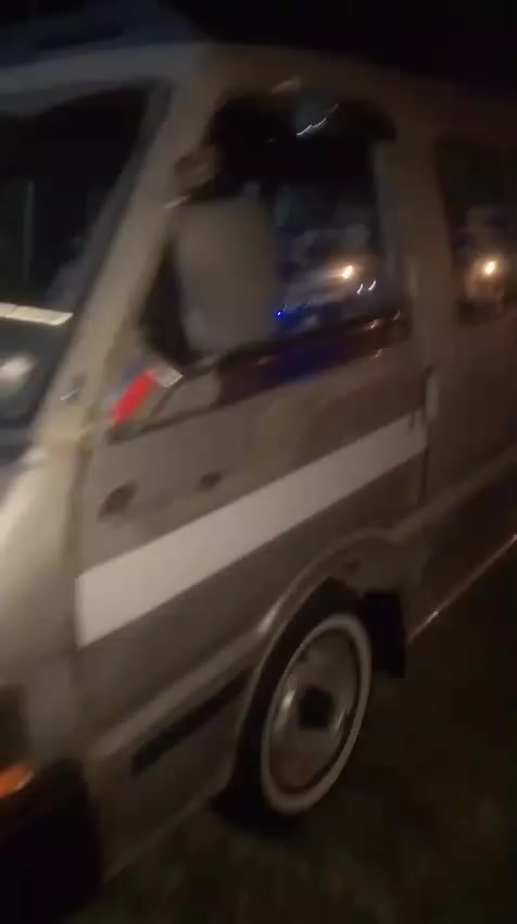 سلام عليكم كيه بسته بلاديه موديل ٩٣بلاديه كير محرك تخم تاير سيارة جاهزه مل جناي سعره ٣٧بيهه ***********
