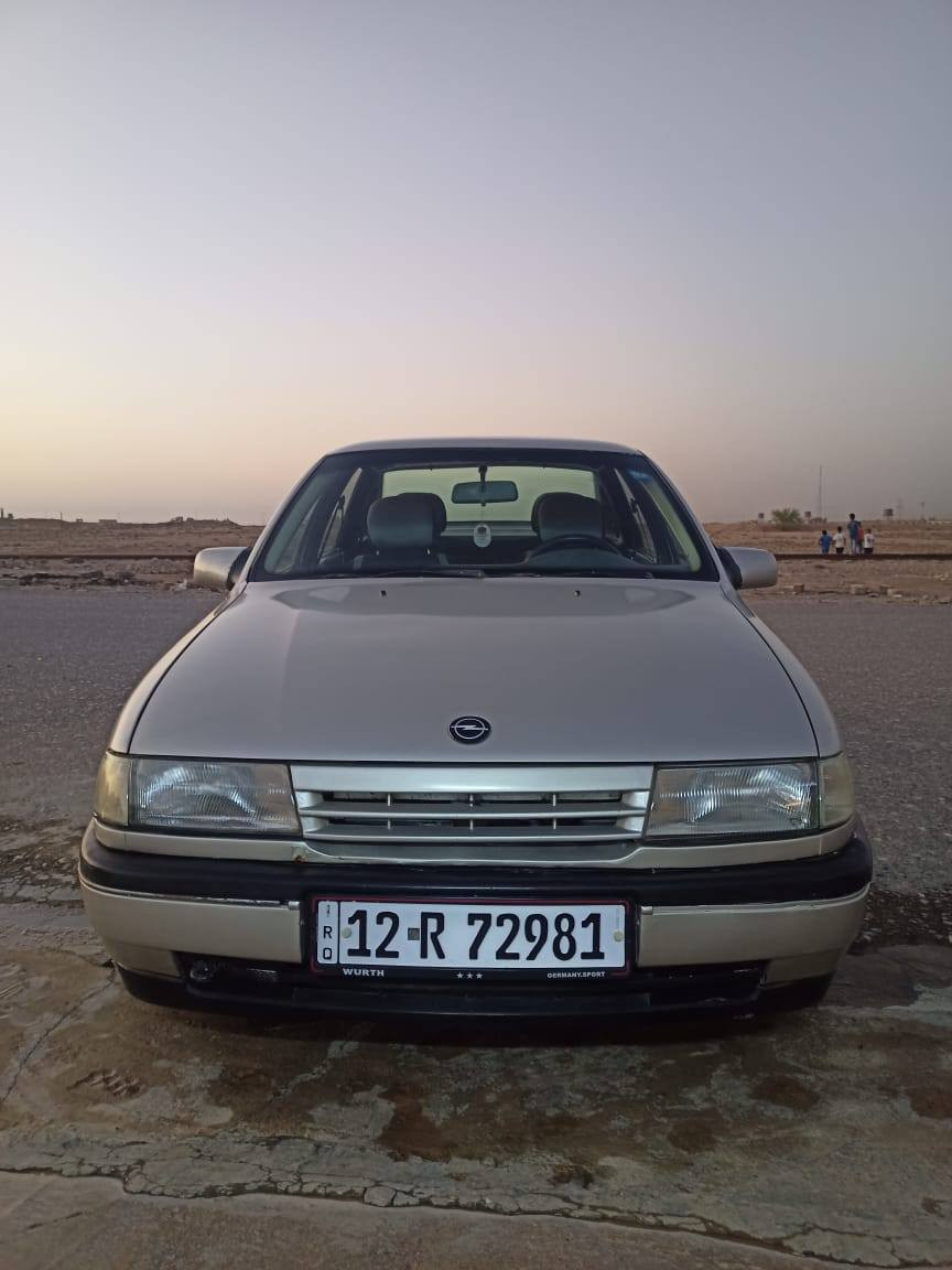 السلام عليكم اوبل فكترا موديل 1990
شرط بدون حادث صبغ جماليه
 كير شرط
وكاله وتحويل شرط
محرك 20 شرط لاصرف لا نفخ
تواير 4 جدد قبل سبوع شادهن
صدر قبل سبوع
يعني شغل ومشي
العنوان حمام العليل قريه امنيره 
السعر 48 وبيها مجال
الاستفسار ***********
