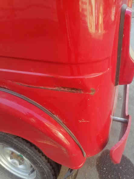 سلام عليكم تكتك للبيع مديل ٢٢ كفاله عامه ما عدا الشخط الصوره العنوان الشعله اي استفسار *********** السعر ٩٢٥٠ او بيهه مجال
