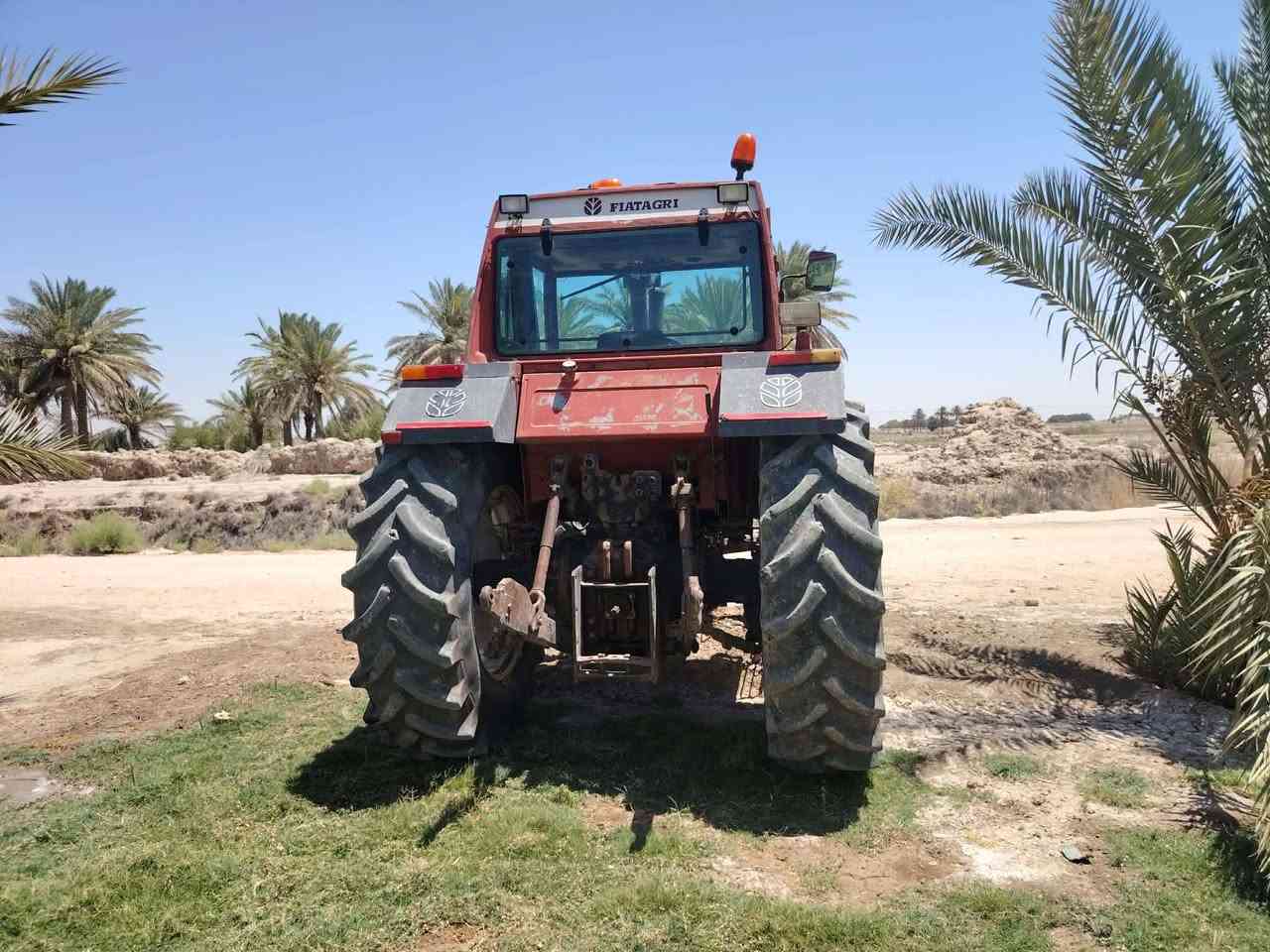 مكينه للبيع تخم تاير تكمه عريضه +تبريد اكسن عادي محرك جديد الاتصال ع***********
