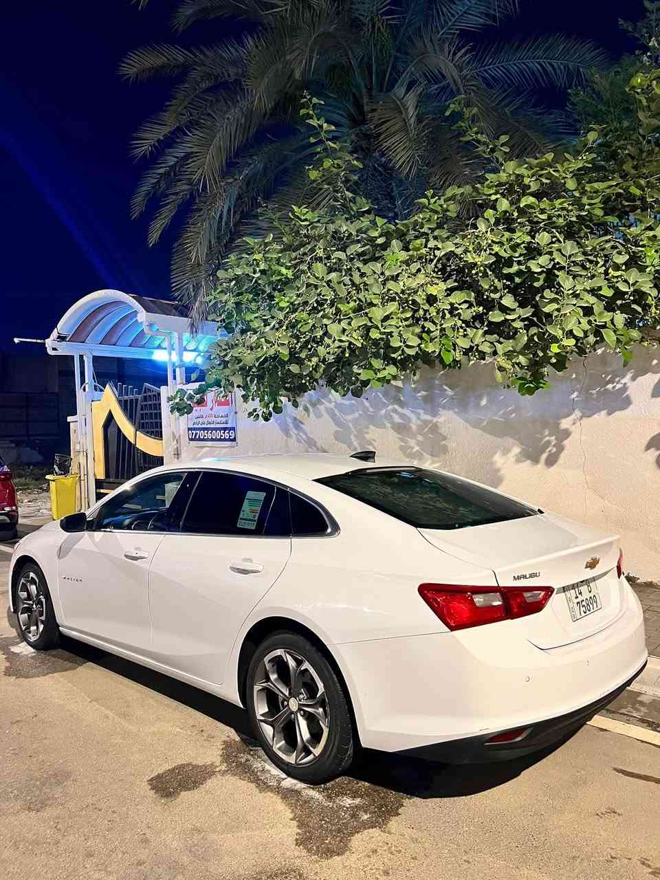 سلام عليكم للبيع او مراوس شفرليت ماليبو موديل 2024 فول مواصفات سياره معوقين بصره وكاله عامه ضرر فقط بنيد مبدل وجاملغ بارد باقي كفاله ايرباك ستيرن فقط مكان سياره بصره السعر 120 وبيها مجال الرقم ***********/***********
