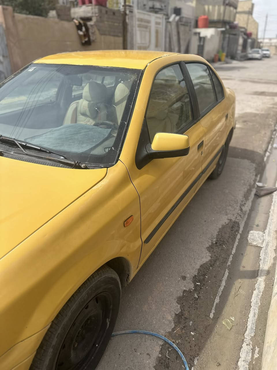 السلام عليكم سمند ناطق موديل 2012 السياره حلوه وخير من الله مكينه وكير كلش ممتاز  حداده 100%100 طخم تاير جديد امس شاده  ما بيها خياسات سنويتها تنتهي   2028 سياره  الله شاهد كلش حلوه كهربائيات كلها شغاله تبريد نقص غاز فقط  السعر ب 33وبيها مجال حك الجيه   السياره بالبصره القرنه
موبايل ***********
