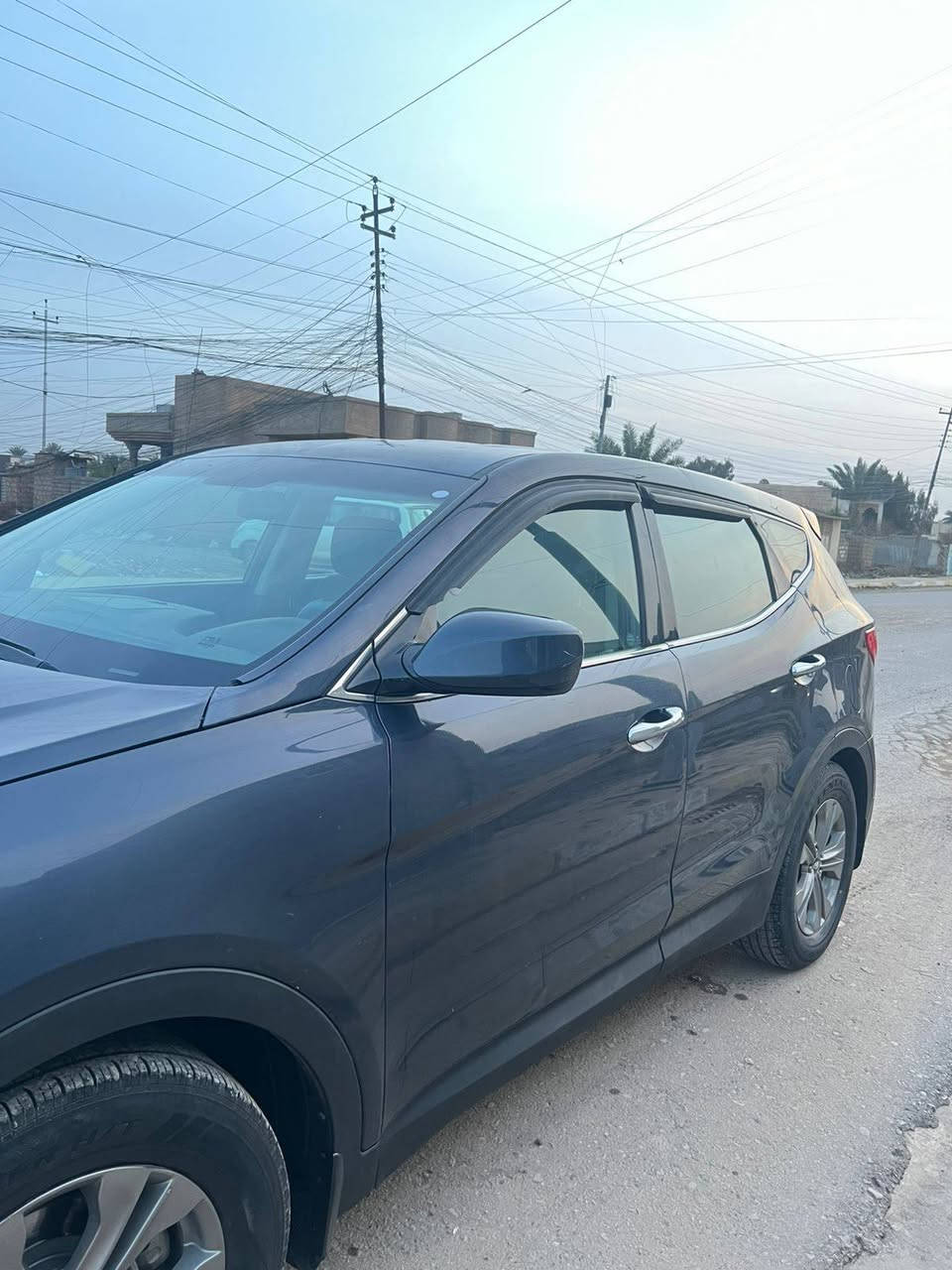 السلام عليكم
سياره سنتافي 2016 
وارد امريكي ضرر بونيد و باب السايق رقم اربيل شرط التحويل
و رهم مراوس حسب القناعه  
السعر : 145 
رقم الهاتف :***********
