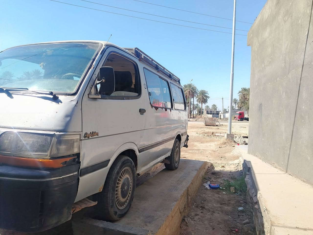 سلام عليكم  هاسه موديل 92لبيع سعره 18 وبيه مجال مكاني واسط الصويره *********** قير متواجد عله لفيس
