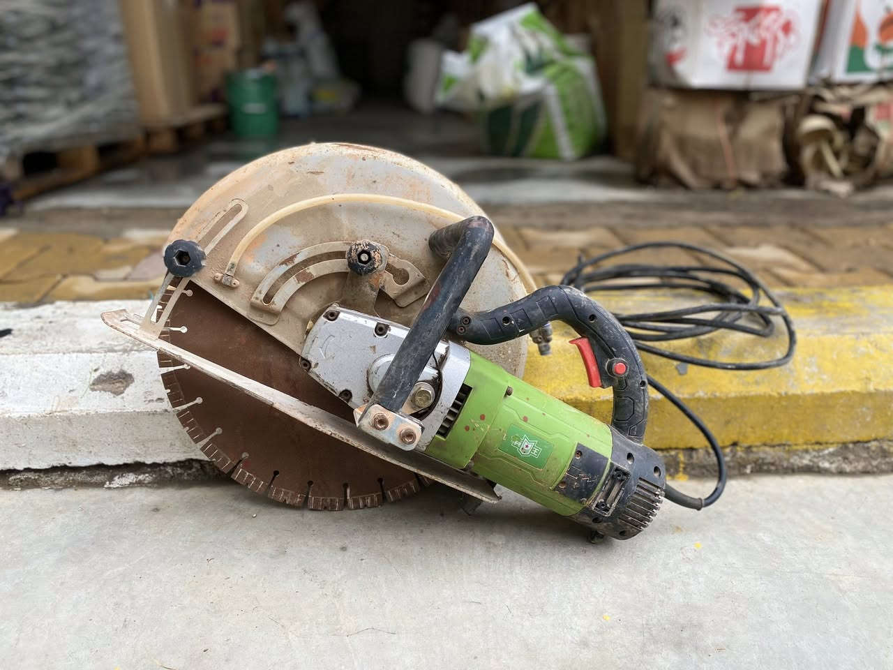 ⭕️ كوسرة للبيع جديدة مستخدمة قليل جداً 
للاستفسار : *********** 📲
