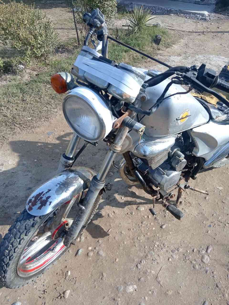 السلام عليكم البيع ماطور دايلم بلادي كشره قبل سبوع جفته ماطور شغال وكامل يردله ترتيبات بسيطة سعره 270
***********
