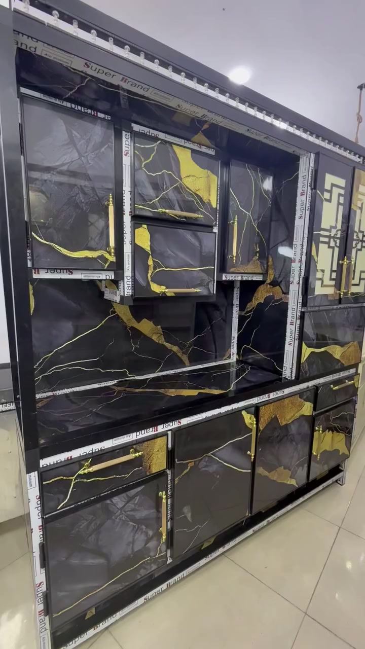 سيت مترين مستعمل شي جدا قليل
عارضينه ٤٥٠ سنكه مرمر متر ونص الي يريده يخابر على هذا رقم مستعجل على بيعته العنوان بغداد مدينه الصدر 
***********٥
