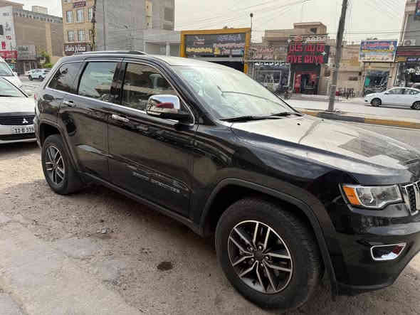 للبيع جيب لاريدو لمتد فول مواصفات 
موديل 2021 رقم بغداد باسمي 
تفاصيل اتصال على رقم 
***********
*********** واتساب موجود
