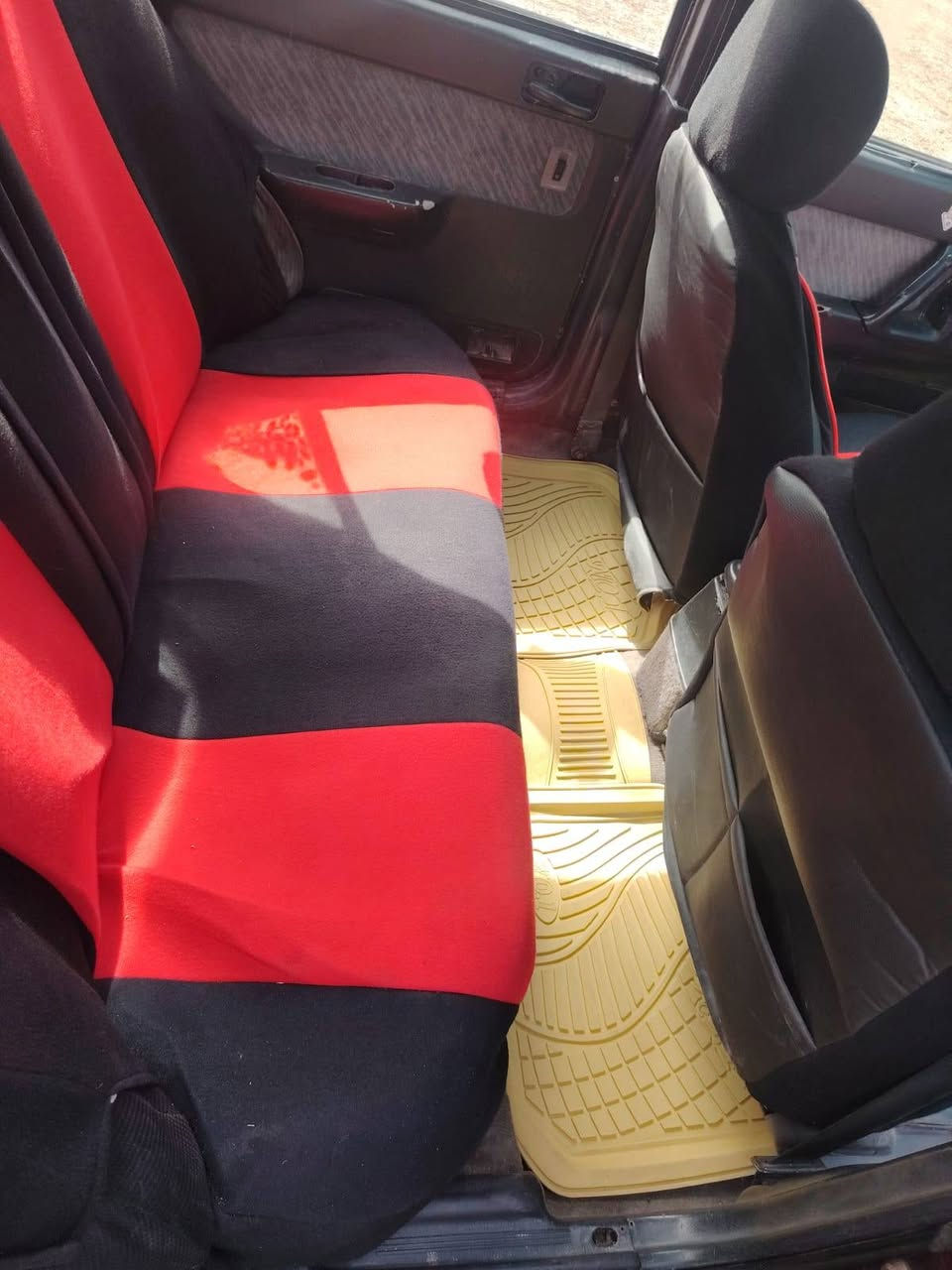 سلام وعليكم النتره دمعه 94سياره جاهزه كير محرك خير من الله سياره مال خبزه وحلوه جاهز ه مدوشمه سنويه جديده رقم نبار جديد تحويل مباشر جازه كبل شارع ***********مكاني ابو غريب حميد شعبان سعر28بيه مجال بصيط
