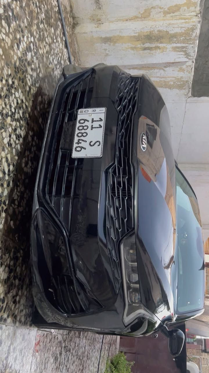 السلام عليكم k5
2021

فول مواصفات

داخل ابيض

بانورما

تحكمات ستيرن

ويل كب 

بصمه تشغيل عن بعد وبصمه ابواب

لايت زنون 

توقف ذاتي

كشن كهربائي جلد حار وبارد

نظام ايكو سبورت  ونورمن

نظام انزلاق 

محرك 1600 تيربو

كامره خلفيه دواره

 وبعد بيها مواصفات

 محرك وكير مكفول

بيها صبغ جاملغ وبنيد

***********

السعر 155
