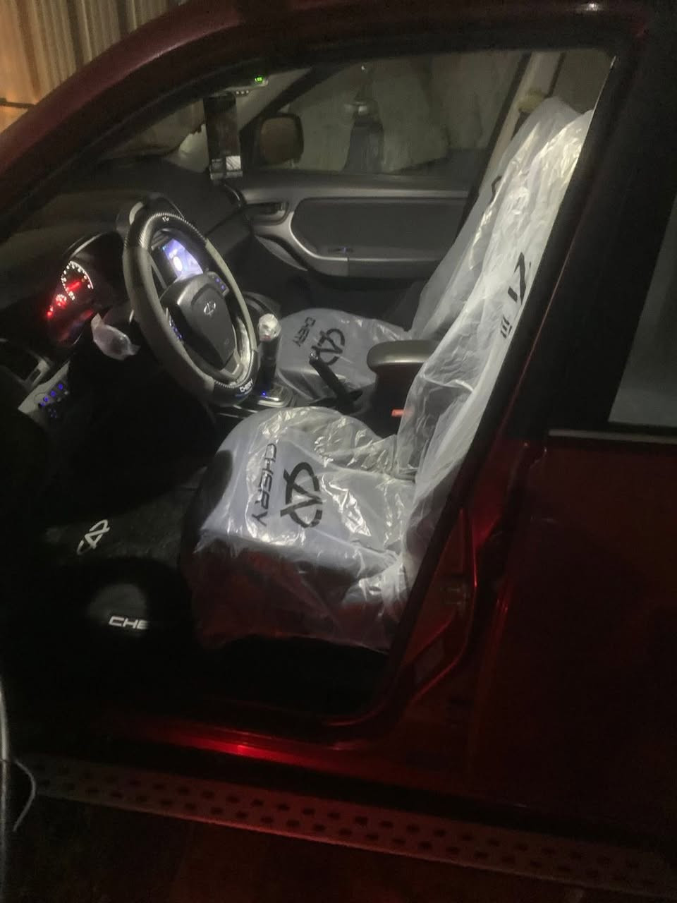 تيكو 2014 
ميكانيكي 
ماشية 34 الف حقيقي مخزنه حرفيا 
كفاله عامه من الحادث
 زيرو بمعنى الكلمة بدون فتح برغي واحد
 مكينه كير حداديه كلها على وضعية الشركة .
بيها شبه جراد بالقماره كلش بسيط & وتلكيط خياس صبغ اقل الربع بدون اي حادث .
رقم بغداد ومكانها بغداد / الكرخ 
السعر 84 وبيها مجال


**إذا كنت صاحب هذا الإعلان وتريد حذفه لأي سبب، رجاءا أرسل رسالة إلى الدعم الفني**