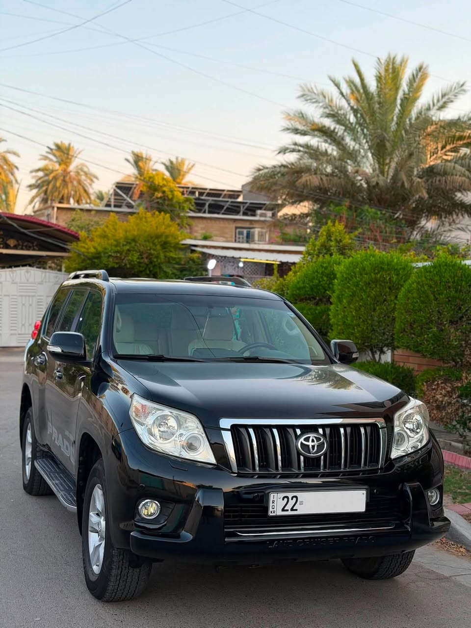 سلام عليكم
للبيع تيوتا برادو ٢٠١٣
VX  فول مواصفات
كويتي دبل تانكي 
حساس امامي خلفي فول الفول
ماشيه 151 km
رقم اربيل جديد بأسمي
مكفوله من الضربه الصبغ
بيها بارد بلجاملغ الخلفي
مكينة وكير مكفولات وعلى وضع الشركة
السياره جديده ومابيها اي نقص 
البنيد بداية جراد بسيط ويروح من خلال النانو
السعر 248 ورقه وبيها مجال 
العنوان بغداد الاعظميه
الرقم ***********
