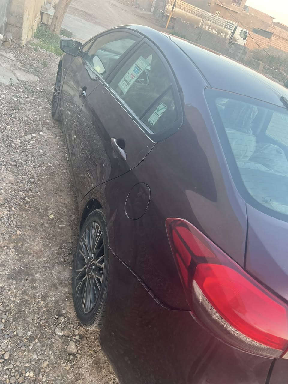 السلام عليكم فورتي2017 حادثها موضح بصورة سونار محرك دوش 2000 السعر 115 وبيها مجال


**إذا كنت صاحب هذا الإعلان وتريد حذفه لأي سبب، رجاءا أرسل رسالة إلى الدعم الفني**