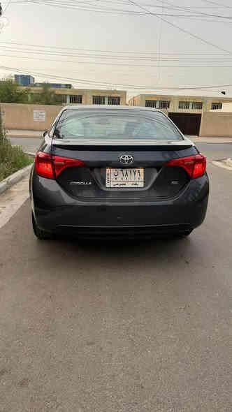 السلام عليكم 
كورلا موديل 2019  رقم بغداد أمريكي حادثه بنيد وشويا من الجاملغ صور الحادث موجوده ويا الصور ماشيه 71 مواصفات السياره SE 
مكان السياره بغداد السعر 145 وبيه مجال 
 *********** بغداد
