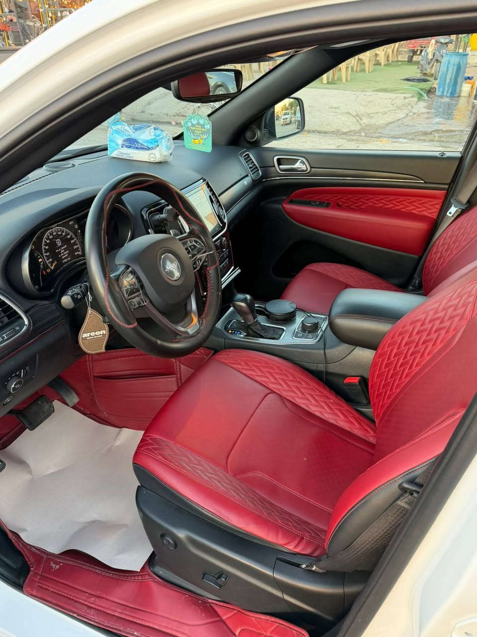 السلام عليكم .. للبيع 
جيب S خليجي موديل 2022 فول مواصفات ماشية 22 ميل 
عنواني بغداد ***********
