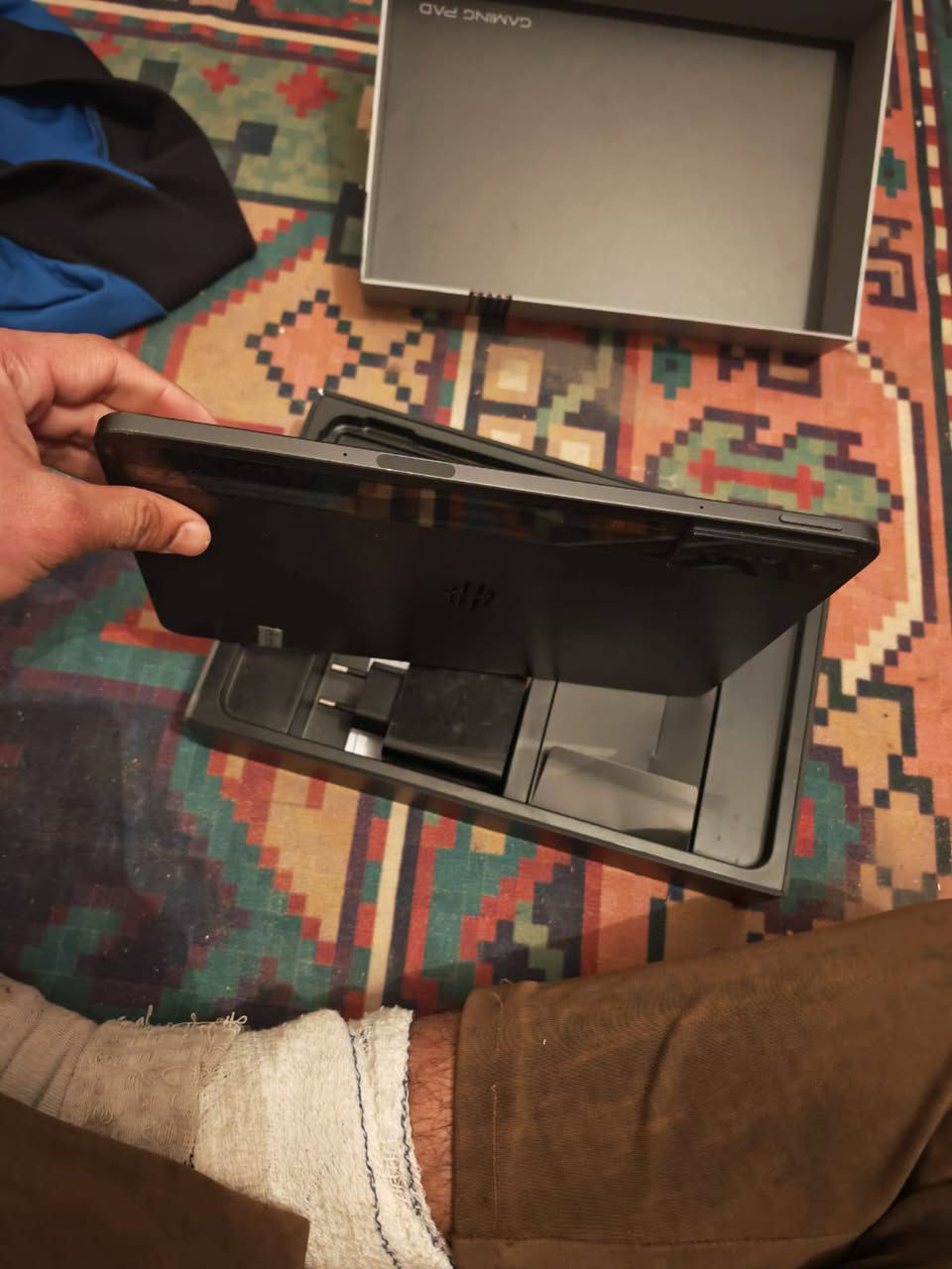 ايباد ريد ماجيك نوفا ذاكره 512 نضافه90 بالميه وبي لزكه وكامل ملحقاته وكفرين هديه مثل ما موضح بل صوره سعر 800 وبي مجال *********** وتوصيل موجود
