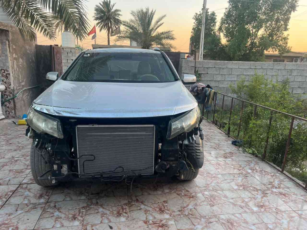 السلام عليكم
كيا سورنتو رقم بغداد موديل 14 هي ٦ سلندر سبعة راكب فول ماعد الفتحة  السيارة تعرضت الحادث ابيعها على وضعها 
السعر م٦جدا 
العنوان بغداد 
***********
