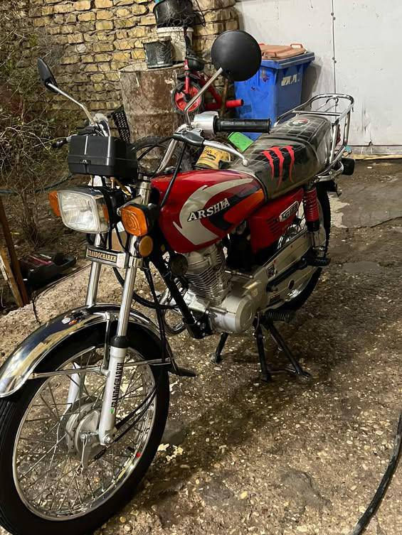 سلام عليكم دراجه اربع كير لبيع مديل 21 اوراق اصولي السعر 750 وبيه مجال مكاني كوت شهداء رقم،***********
