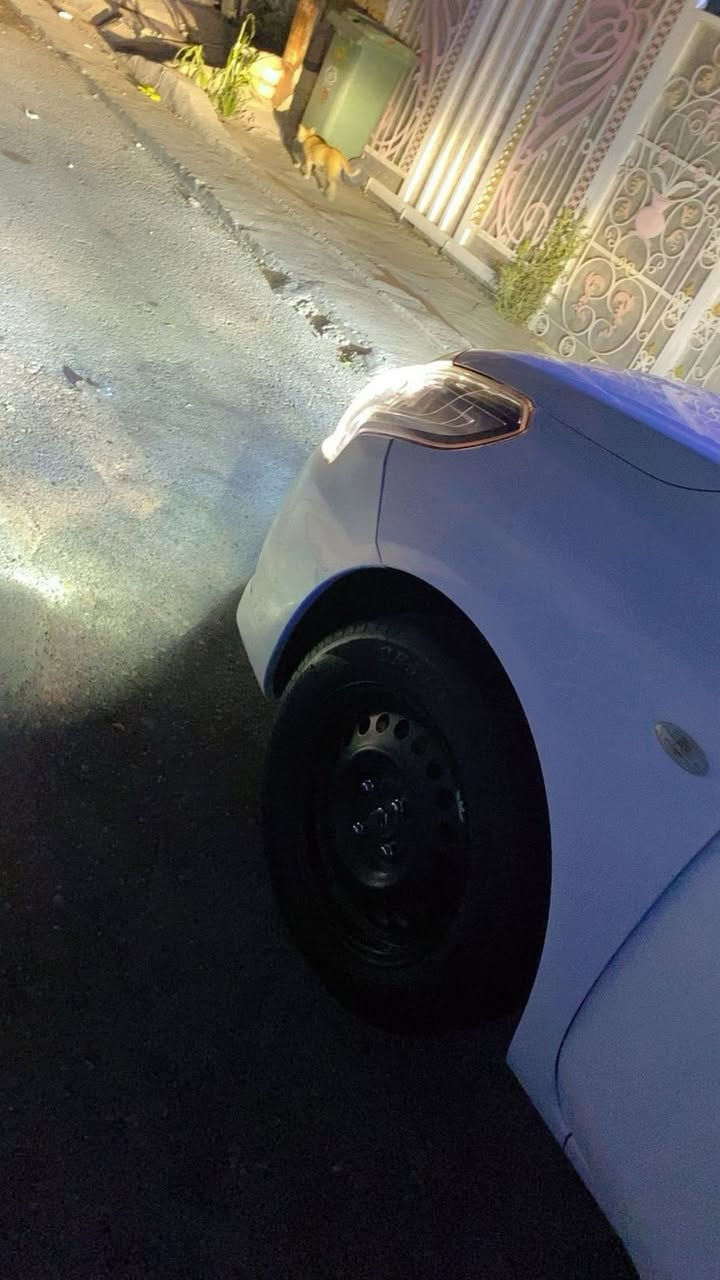 السلام عليكم نيسان صني هندي بليته زركه بدون حادث بدون طخه بدون بارد السياره مكفوله ماشيه57 الف
موديل 2023 رقم سليمانيه باسمي العنوان بغداد غير متواجد علفيس *********** السعر (120)$بيها مجال
