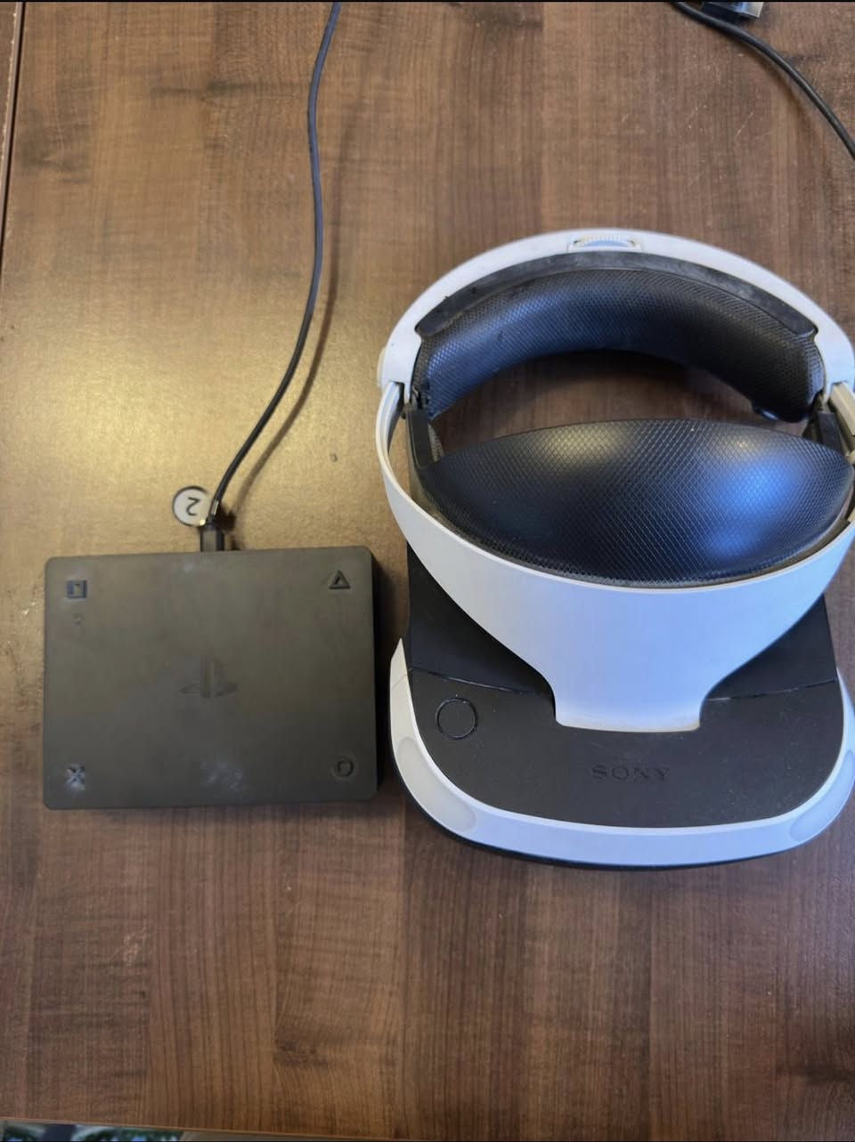 السلام عليكم

بلي ستيشن فور برو-1تيرا-اوربي للبيع
مع ملحقاته
دركسون شركة بلي ستيشن 
نظارات واقع افتراضي (vr)+ملحقات النظارة
والاقراص كلها البالصورة عدا قرصين نقص
و جويستيك واحدة فقط
السعر 375 الف
للتواصل ***********
