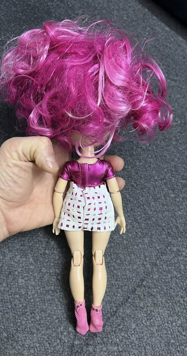 قطعتين رينبو وقطعة  مونستر السودة نقص كف 
السعر 30 الف


**إذا كنت صاحب هذا الإعلان وتريد حذفه لأي سبب، رجاءا أرسل رسالة إلى الدعم الفني**