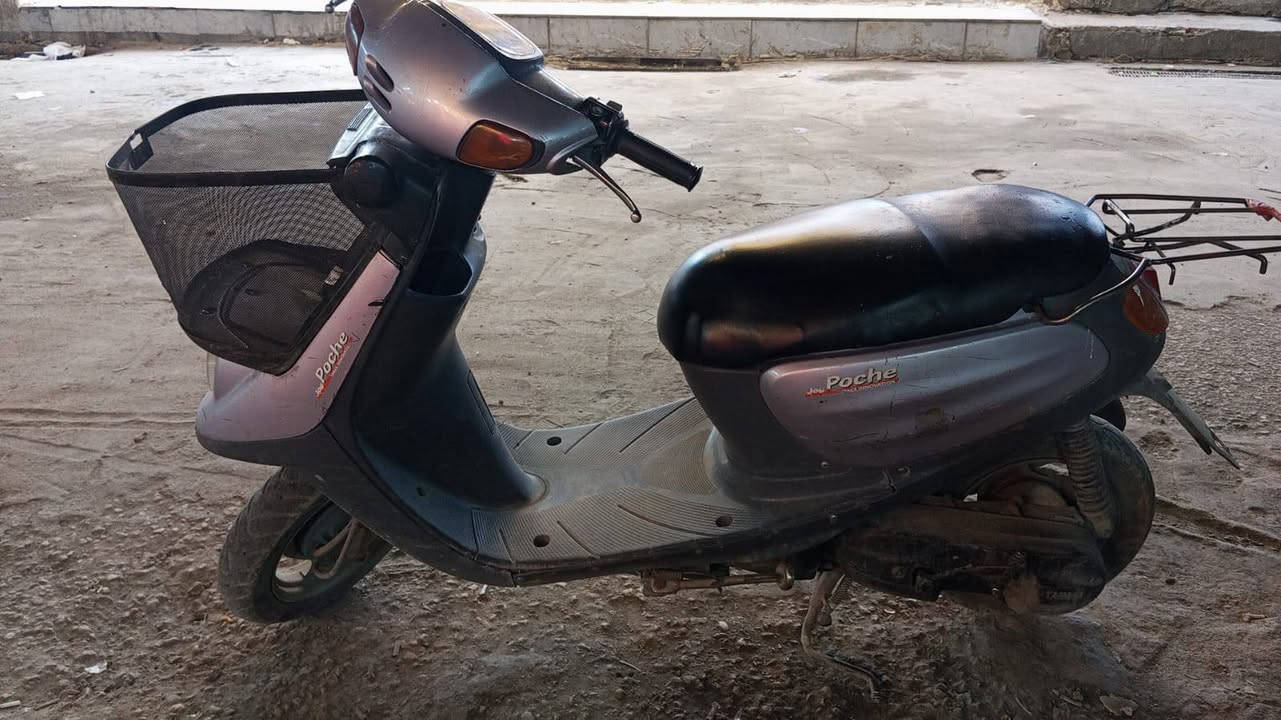 للبيع نضيفه مابيها نقص
السعر 275
***********
