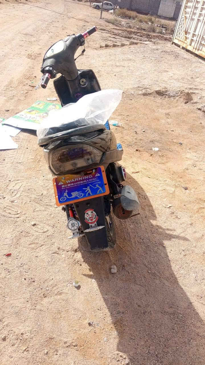 ماكس عدله للبيع مامفتوحه مثل ماهيه بالصورة نظافة فول السعر 700وبيه مجال المكان الهارثه ***********
