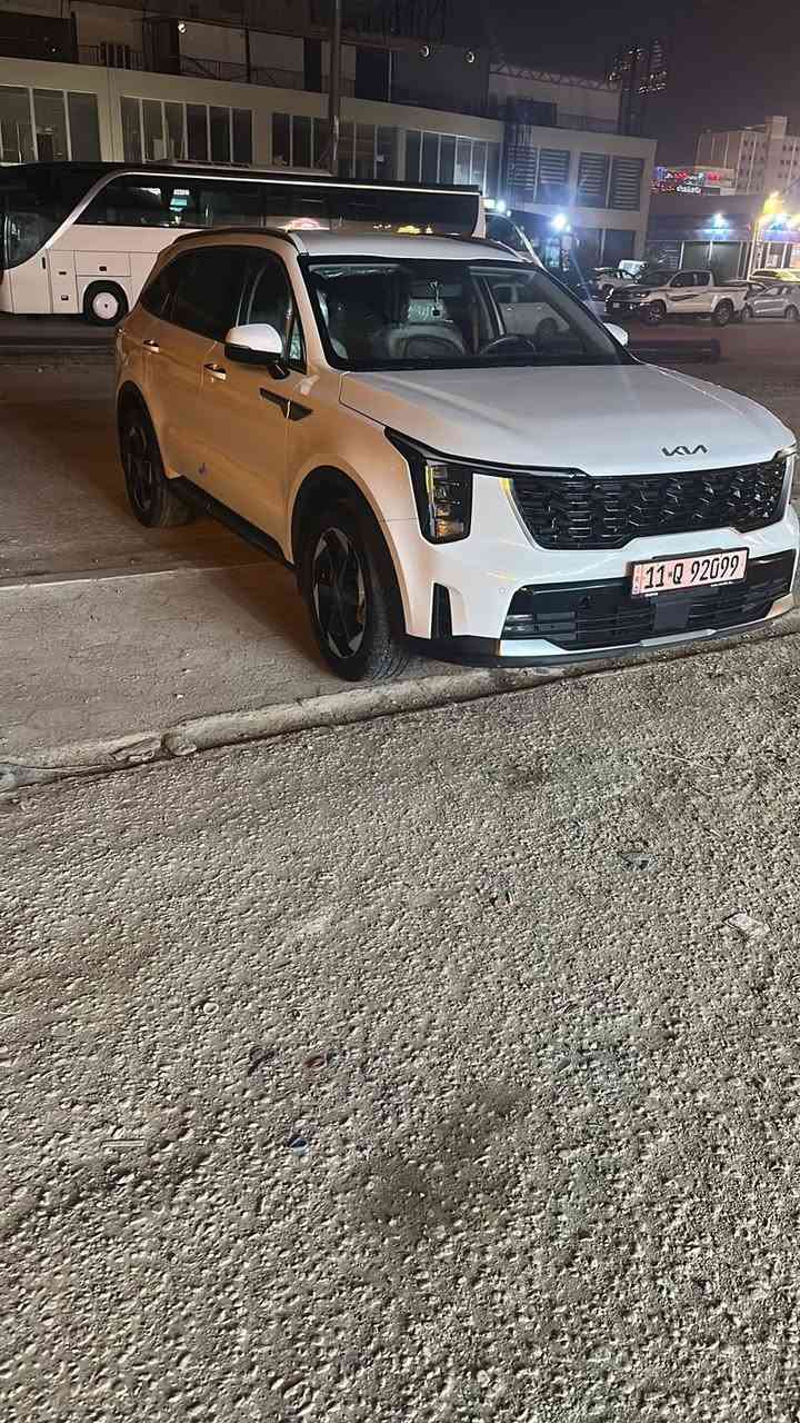 السلام عليكم كيا سورنتو 25 رقم بغداد مداور ثاني يوم مواصفات فول عدى البانوراما كشن كهرباء كير ماوس ماشيه 37 مكفوله كفاله عامه مكان السياره نجف مامتواجد عالفيس للاستفسار الاتصال ع الرقم *********** السعر 330 وبيها مجال قليل
