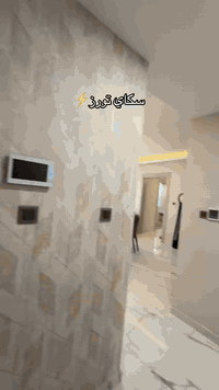 ⁨	شقّة فول VIP – سكاي تورز
غرفتين + صالة + مطبخ معزول
مؤثثة بالكامل
المساحة: 144 م
📞 *********** – سارة
