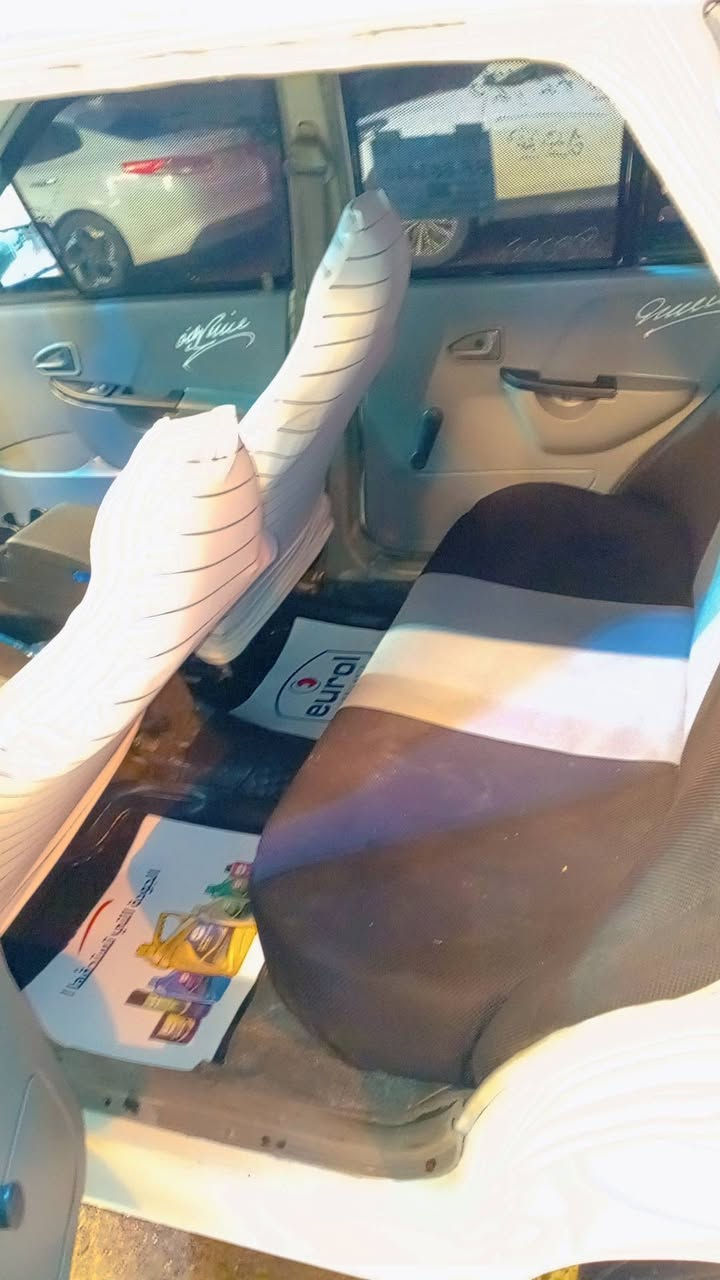 سايبه ٢٠٠٩ مكينه وكير شرط طخم امامي وخلفي جديد طخم تاير جديد السياره بدون ضرر عدا جاملهغ خلفي وبدون صبغ عدا قطعه وحده بس السياره انضف من الصور شرط الوكاله والتحويل مكاني حي الحدباء
السعر ٣٢ وبيها مجال للطيبين
السياره مشروع وطني شرط تحويلها بل موصل 
***********
***********
