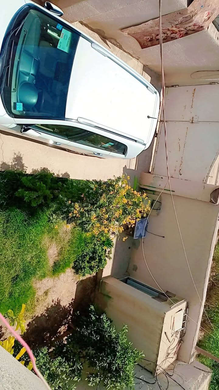 البيع او مراوس م ٢٠٠ الورديه حي الرسول مقابل اسواق الحجي قرب جامع الرحمن قرب صيدلية حسين الجنابي بناء جديد غرفتين وصاله ومطبخ مغاسل خارجي وداخلي منور ترك كراج جبير حديقة هاذ الشارع عريض بس ماكو جوارين مقابيل البيت 🏠 ساحه جبيرة الصور واضحه السعر المدائن مناسب


**إذا كنت صاحب هذا الإعلان وتريد حذفه لأي سبب، رجاءا أرسل رسالة إلى الدعم الفني**